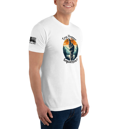 Tree hugger Short Sleeve T-shirt