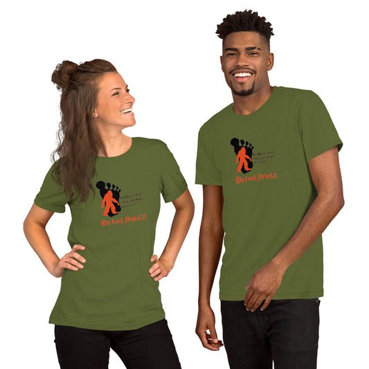 Big feet and big footprints Unisex t-shirt